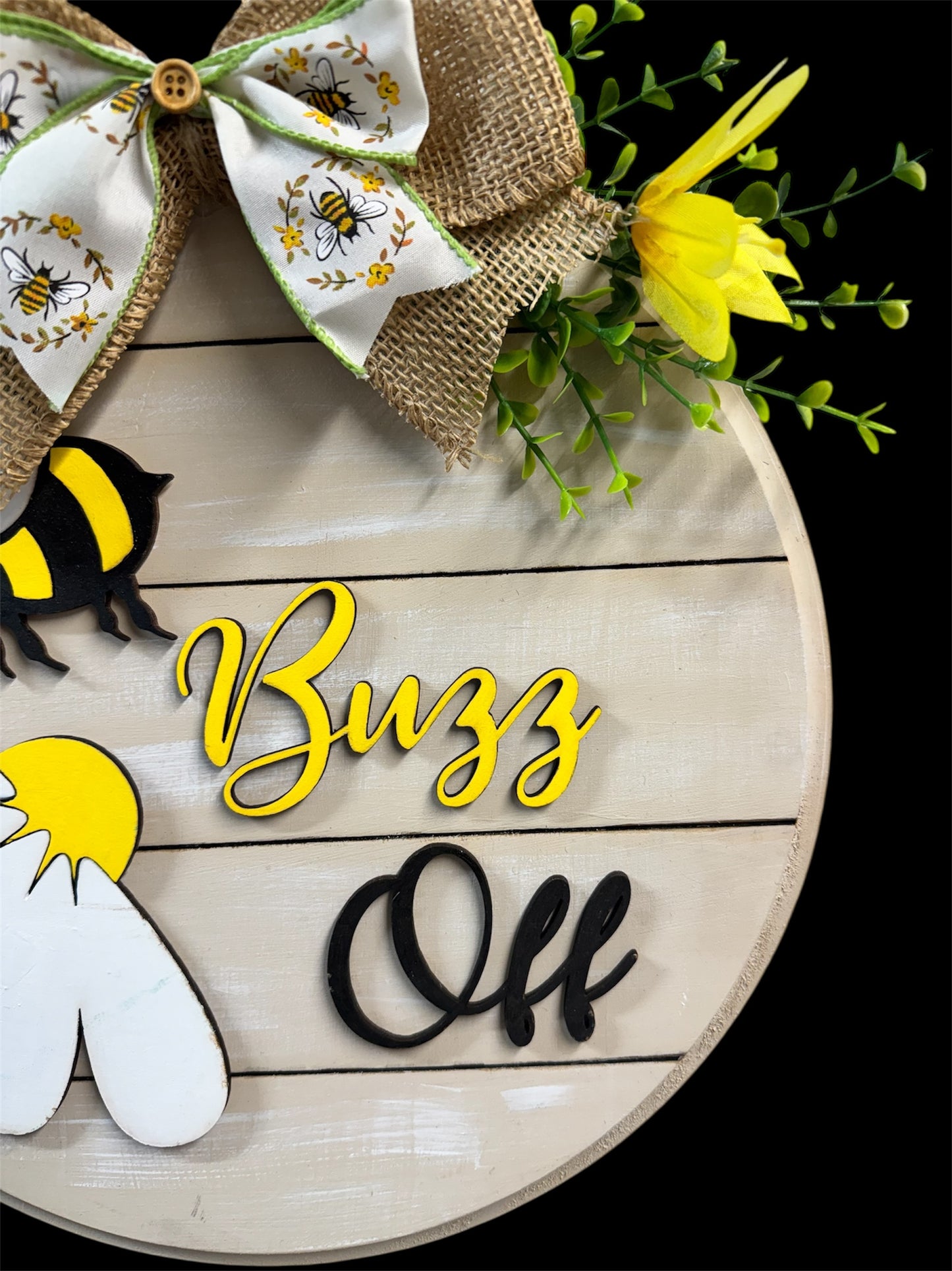 Buzz Off Bee Door Round